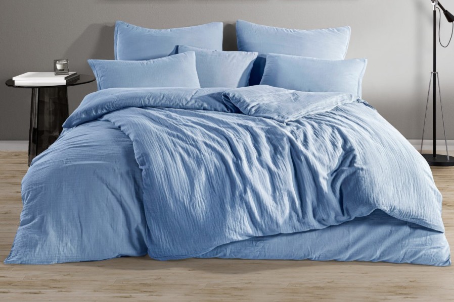 Muslin posteljina napravljena od 100% pamuka za osećaj maksimalne udobnosti i neometanog sna.