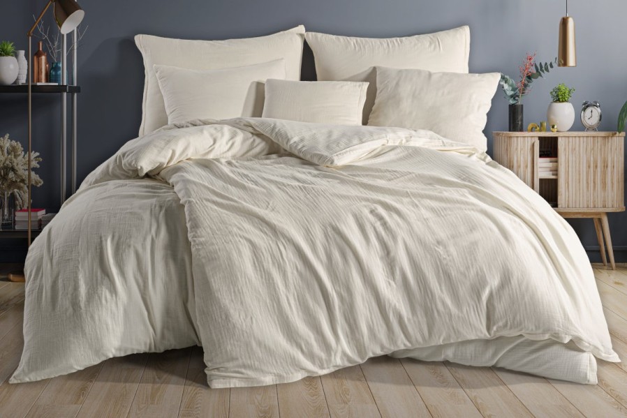 Muslin posteljina napravljena od 100% pamuka za osećaj maksimalne udobnosti i neometanog sna.