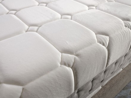 Luksuzni dušek svilenkast na dodir od sintetičkog kašmira Cashmere Plus Comfort 4.5, 90x200 cm 9 Dva osećaja tvrdoće - 2, 3 | Penasti dušek | Visina 28 cm | Nosivost 150 kg | Garancija 10 godina