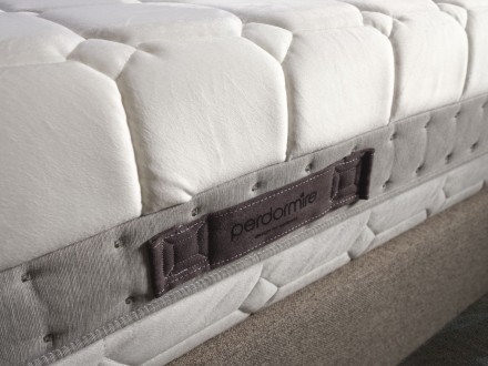 Luksuzni dušek svilenkast na dodir od sintetičkog kašmira Cashmere Plus Comfort 4.5, 90x200 cm 10 Dva osećaja tvrdoće - 2, 3 | Penasti dušek | Visina 28 cm | Nosivost 150 kg | Garancija 10 godina