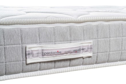 Dušek sa Tencel vlaknima u navlaci Memory Basic 2.0, 160x200 cm 5 Dva osećaja tvrdoće - 2, 4 | Penasti dušek | Visina 18 cm | Nosivost 150 kg | Garancija 6 godina