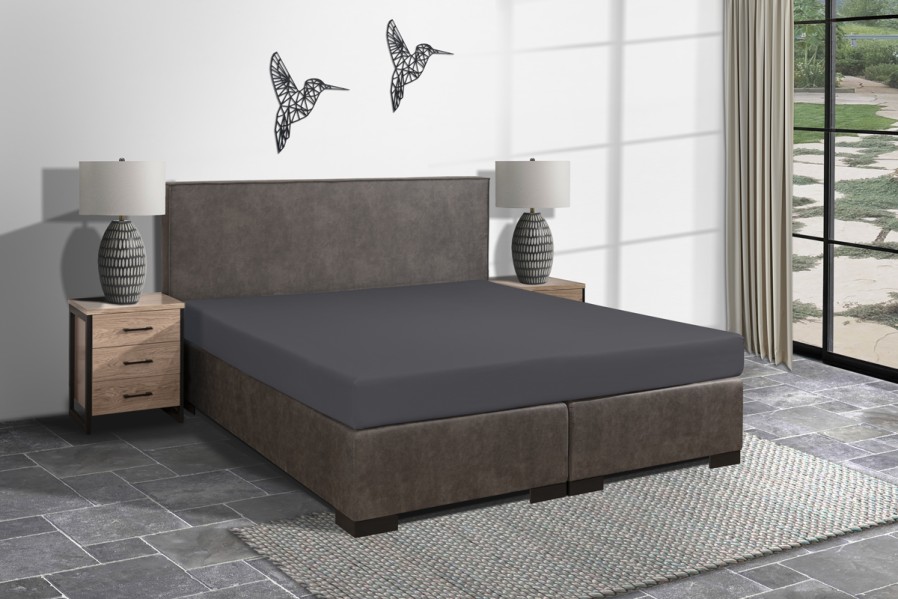 Čaršav Elastan Classic, boja antracit u širinu 140-160cm i dužina 200-220cm 1 Kvalitetan čaršav od pamuka i elastina.