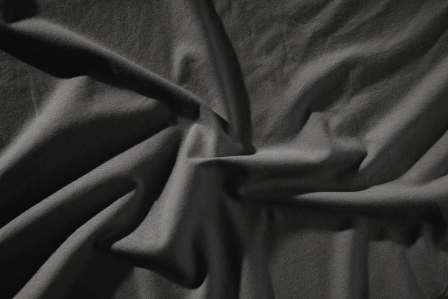 Čaršav u boji na razvlačenje Čaršav Klinmam Home Jersey, boja antracita, 140 až 160x200 cm 1 Klinmam Jersey čaršavi su napravljeni od prvoklasnih finih prediva. Savršeno su mekani i veoma prijatni na dodir.