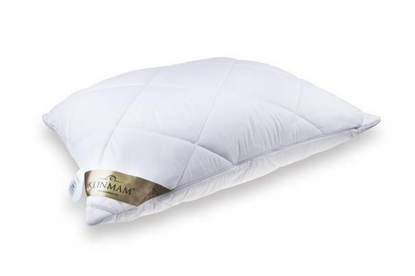 Jastuk sadrži dvostruku presvlaku, koja višestruko povećava vek trajanja jastuka i olakšava održavanje.