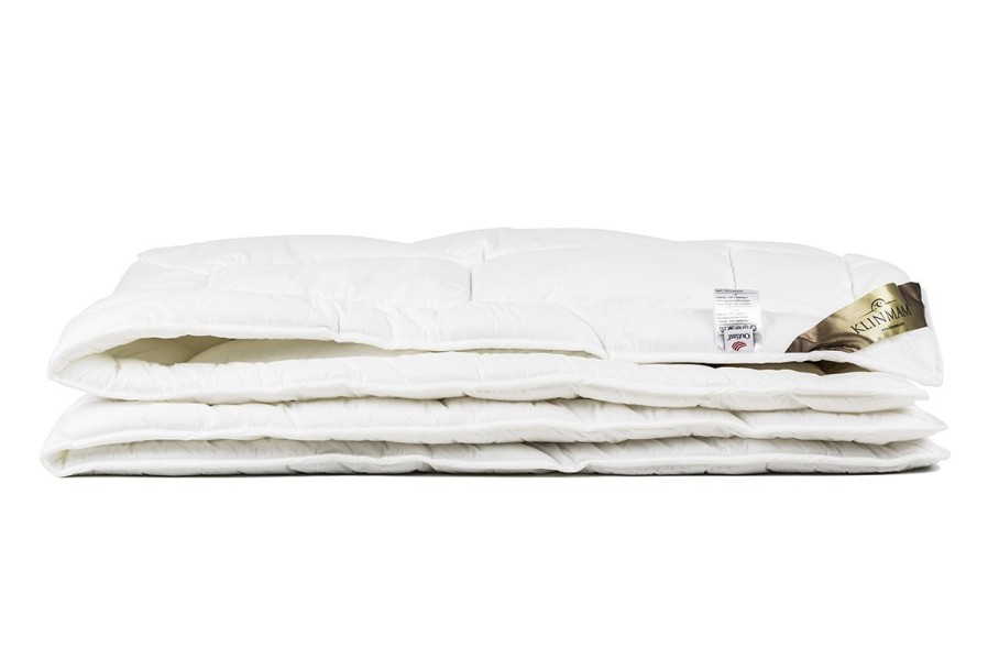 Letnji prekrivač za otklanjanje vlage Outlast Aerelle® , 135x200 cm 1 Klinmam Home Outlast Aerelle® set se posebno odlikuje svojim termoregulacionim mogućnostima, gde, zahvaljujući revolucionarnom Outlast® materijalu, može da održava stabilnu i optimalnu temperaturu u krevetu tokom cele noći. Ovo sprečava prekomerno pregrevanje i znojenje.