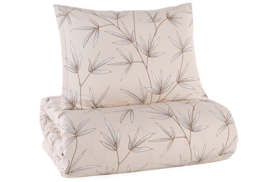 Posteljina je prijatna na dodir, savršeno odvodi vlagu i teško se gužva.