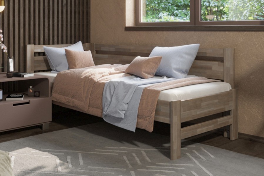 Krevet Emily je veoma popularan krevet za jednu osobu koji će se uklopiti i u dečiju i spavaću sobu. Savršen miris drveta stvara divnu atmosferu u prostoriji, koja će biti idealna za spavanje.