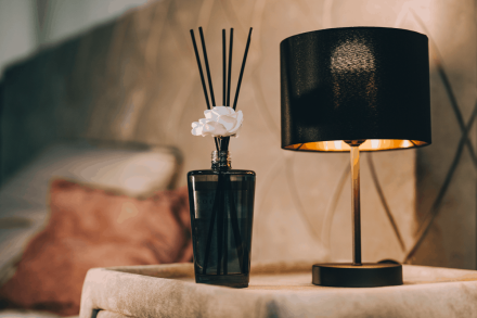 Ekskluzivni difuzer koji je proizveden u Južnoj Koreji. Proizvodi se na veoma fin način bez korišćenja alkohola i drugih opasnih supstanci.