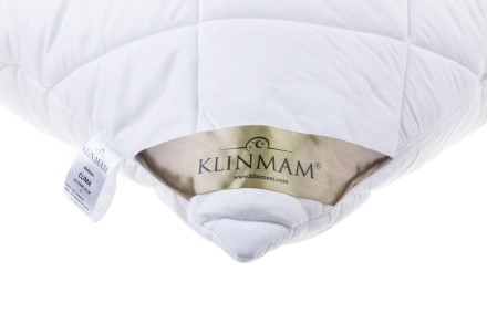 Jastuk sadrži dvostruku presvlaku, koja višestruko povećava vek trajanja jastuka i olakšava održavanje.