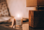 Kolekcija sveća Klinmam Home oličenje je opuštenog načina života. Njihov čist i jednostavan dizajn podseća nas koliko su važni trenuci opuštanja i udobnosti.