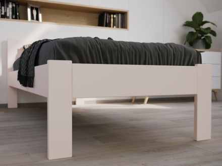 Krevet od punog bukve ili hrasta