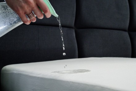 Štitnik za dušek Tencel 45 visine do 45 cm, 100x200 cm 3 Klinmam Home Tencel je štitnik za dušek koji će mu produžiti životni vek i istovremeno ga zaštititi od neočekivanih situacija.