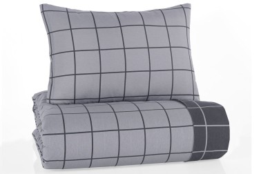 Posteljina je prijatna na dodir, savršeno odvodi vlagu i teško se gužva.