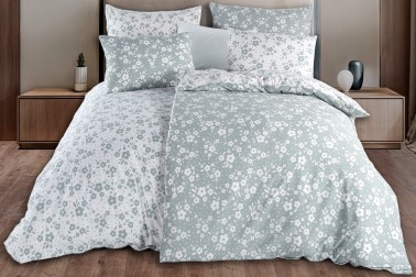 Posteljina je prijatna na dodir, savršeno odvodi vlagu i teško se gužva.