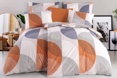 Posteljina je prijatna na dodir, savršeno odvodi vlagu i teško se gužva.